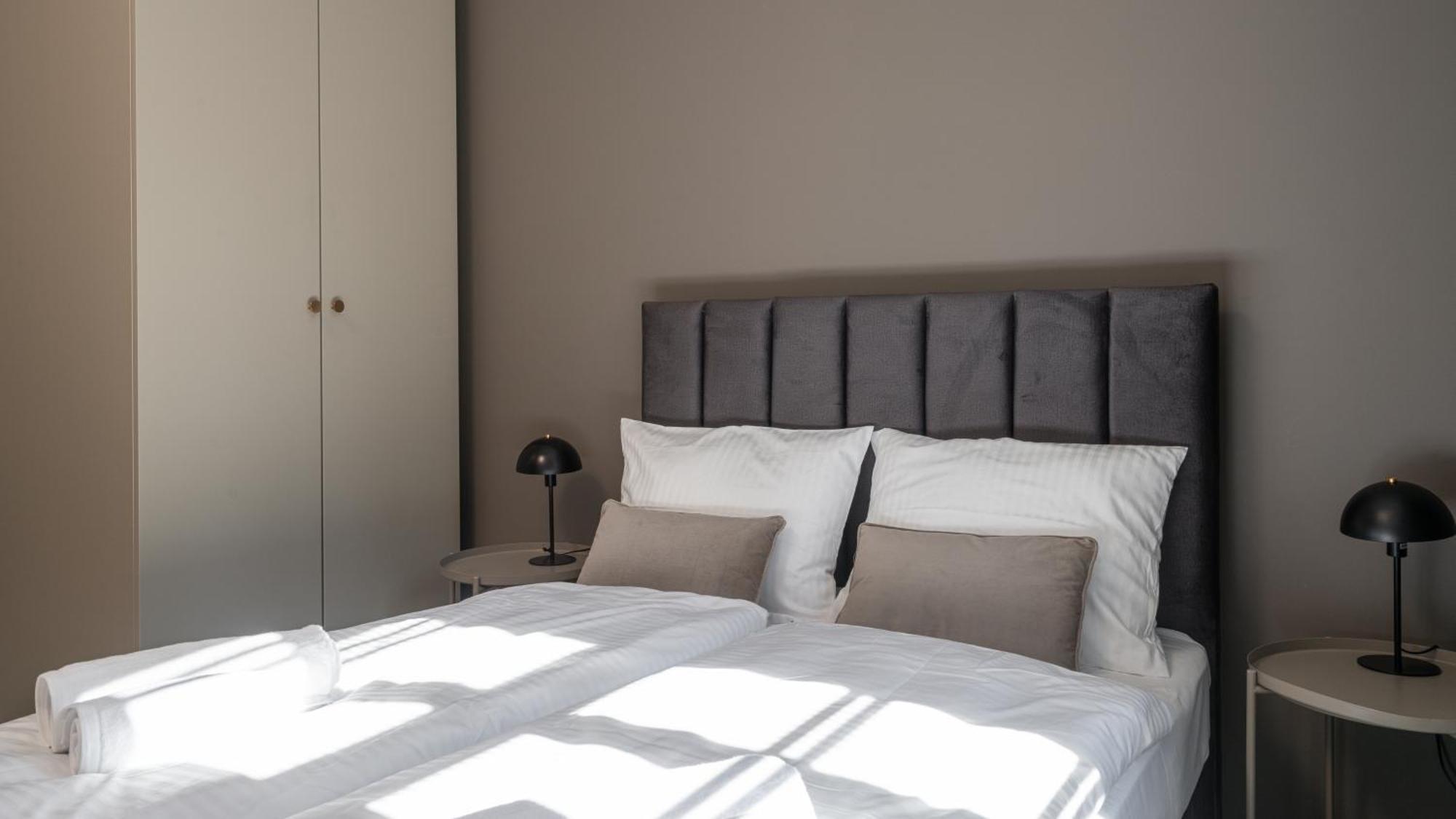Apartamenty Sun & Snow Boutique Casino Apartments Вроцлав Экстерьер фото
